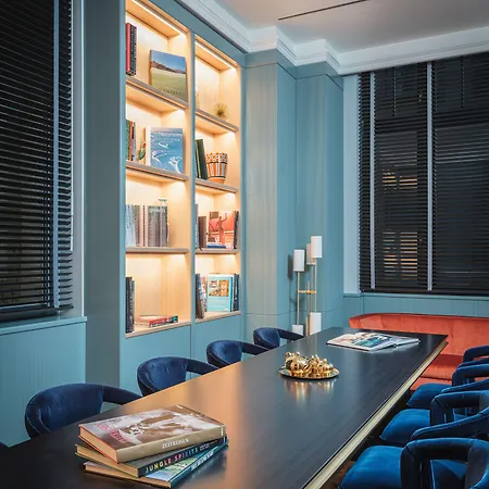 ホテル Lume Boutique Hotel, Autograph Collection 4*
