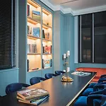 מלון Lume Boutique Hotel, Autograph Collection 4*