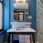 Lume Boutique Hotel, Autograph Collection מלון 4*